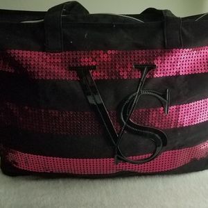 Vs tote bag